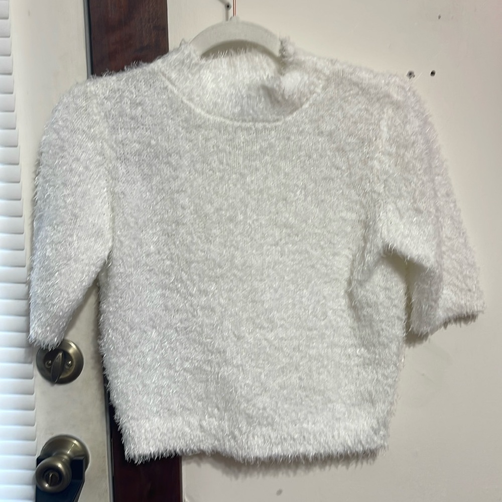 T/o White cropped sweater size small EUC